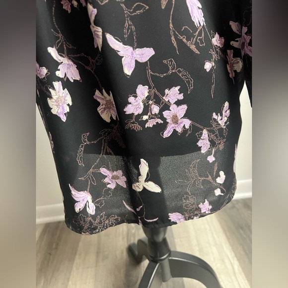 NWOT Black Wrap 3/4 Sleeve Blouse! - Picture 8 of 13